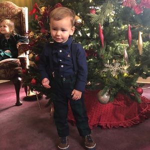 GAP- worn once toddler outfit 18-24 month